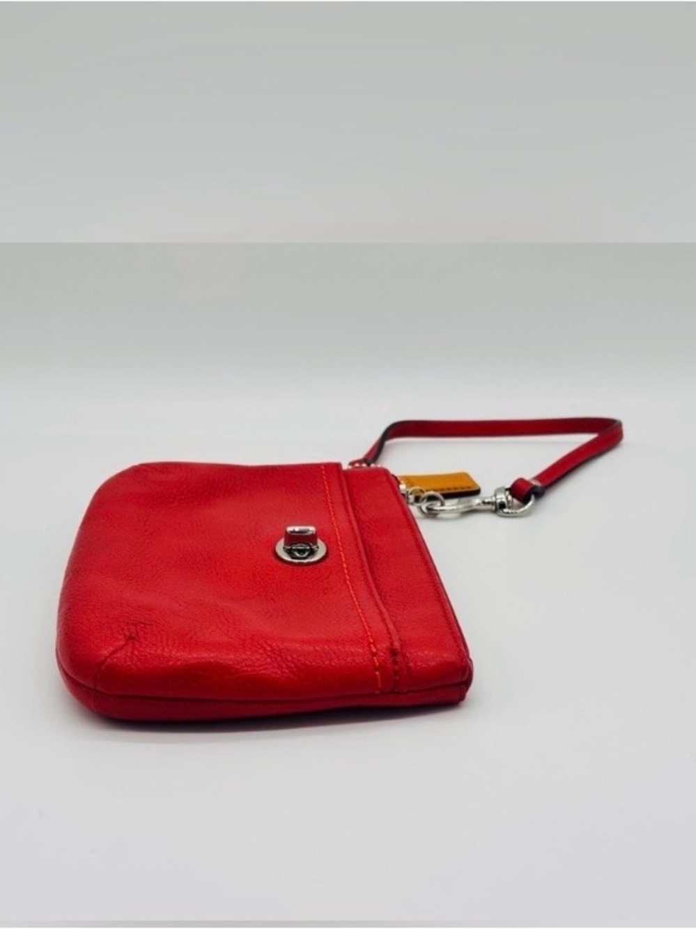 Coach Park Y2K Red Pebbled Leather Wristlet Mini Bag Turn-Lock F49472 EUC - Picture 6 of 11
